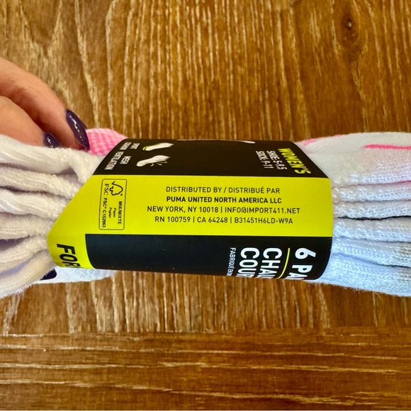 6-pack white Puma low cut women’s athletic socks - Picture 5 of 9